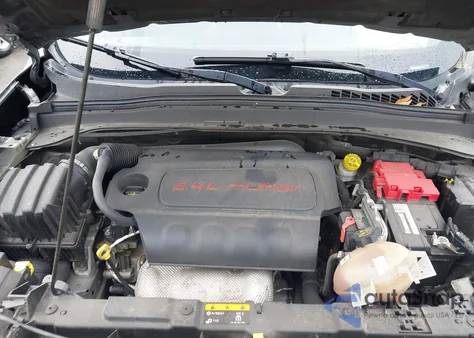 2020 Jeep Renegade Latitude Fwd z USA, uszkodzony, nr VIN ZACNJABB0LPL04058